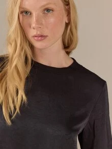 KÆRIA Hus Boxy Woven Tee - Liquid Textured Satin - Black - Elevated Basic, Woven Tee, Office Brunch, Premium Fabric Summer Elegant - Grey - View 5