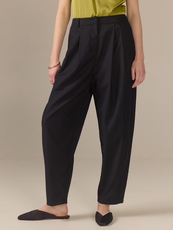 KÆRIA Hus Front Pleat Trousers - Tailored Twill - Navy - Office, Polished, Wardrobe Staple, Premium Fabric