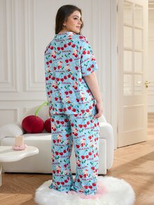 HELLO KITTY AND FRIENDS | SHEIN 大码女式卡通樱桃印花短袖上衣和宽松长裤睡衣套装 - 藍色 - 查看 2