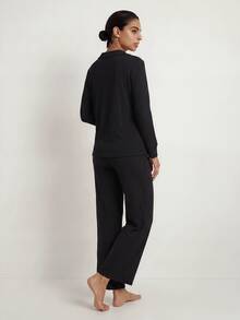 Ocili Studio 休闲弹力舒适女士家居服套装，黑色假日季舒适装扮，秋冬服装 - 黑色 - 查看 2