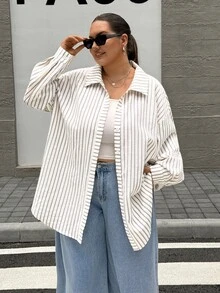 SHEIN CURVE+ 大尺碼休閒柔軟修身得體端莊優雅曲線感通勤米色襯衫 正式沙灘度假時裝週辦公室婚禮秋季 - 墨綠色 - 查看 4