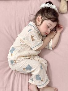 [1 Set Randomly Sent]Girls' Toddler Pajama Set With Playful And Natural Vibe, Light Beige Top With Classic Lapel Design, Contrasting Trim On Neckline, Cuffs And Hem, Short Sleeve Long Pants Pajama Set With 4 Different Prints: Floral, Bear, Bow, Strawberry, Rabbit, Surprise Blind Box Randomly Sent 1 Set - Multicolor - View 6