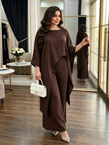 Modelyn Kemeja Panjang Longgar Lengan Kelelawar Warna Cokelat dengan Celana Panjang Lurus Berpinggang Elastis, Setelan 2 Potong Ukuran Plus yang Modis, Elegan, dan Cantik - Coklat - View 7