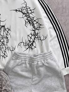 Attitoon Striped Side Graphic Print Hoodie - Multicolor - View 4