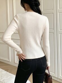 Celisse Set Pakaian Dalam Wanita Berwarna Polos dan Kardigan Lengan Panjang - Aprikot - View 2