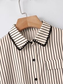 SHEIN CURVE+ 大尺碼女款白色蕾絲拼接圓領落肩T恤 教師節辦公室夏季傳統風 - 黑色 - 查看 5