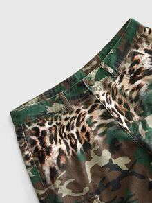 ROMWE MEN Goth New All-Season American Camo & Leopard Print Patchwork Washed Soft Denim Jeans Men's High Street Unisex Retro Loose Wide Leg Printed Long Pants Versatile Casual - Multicolor - View 3