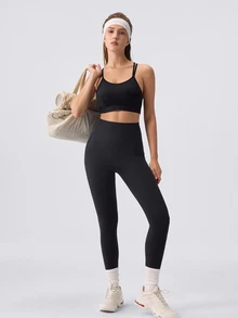 Loungeista 1pc Women's Solid Color Comfortable Racerback Sports Bra - Black - View 6