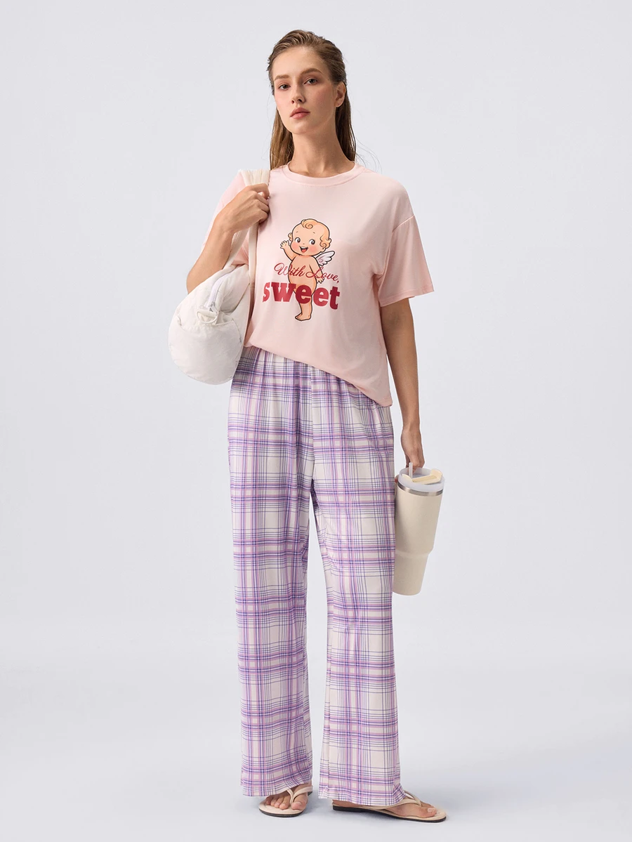 Loungeista Conjunto de ropa de estar en casa de 2 piezas para mujer: top de manga corta con cuello redondo y estampado lindo + pantalones rectos de cintura elástica a cuadros - Rosa - Ver 1
