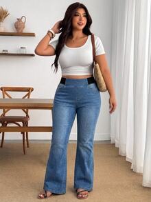 SHEIN CURVE+ 大尺碼女款高腰休閒百搭喇叭牛仔褲 - 藍色 - 查看 6