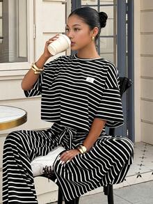 SHEIN Teen Girls Summer New Knit Striped Casual Loose Short Sleeve T-Shirt And Pants Set - Black and White - View 1
