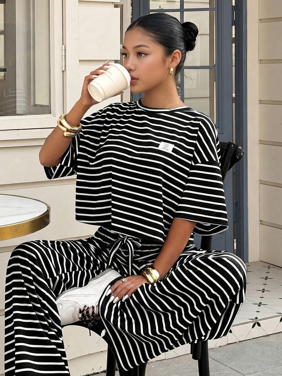 SHEIN Teen Girls Summer New Knit Striped Casual Loose Short Sleeve T-Shirt And Pants Set - Black and White - View 1