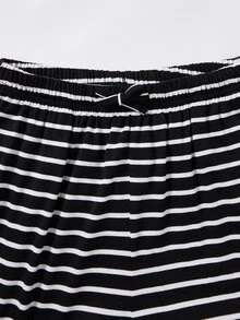 SHEIN Teen Girls Summer New Knit Striped Casual Loose Short Sleeve T-Shirt And Pants Set - Black and White - View 3