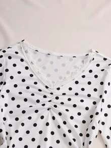 SHEIN Sparklyn 少女波點印花百褶韓風長袖T恤 - 白色 - 查看 4