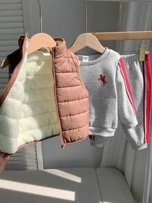 SHEIN 3pcs Baby Boy Cute Autumn/Winter Versatile Deep Blue Fleece Lined Thick Vest Jacket, Grey Long Sleeve Sweatshirt, Long Pants Set, 3-Piece Outfit, Jacket Set, Infant Set, Autumn/Winter Set, Sweatshirt Set, Sports Set - Multicolor - View 3