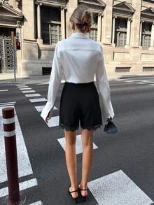 Siren Gaze 女款黑色蕾絲下擺百慕大短褲，優雅高腰百褶寬腿休閒短褲，附腰帶，適合上班、外出與日常穿著，夏季款 - 黑色 - 查看 6