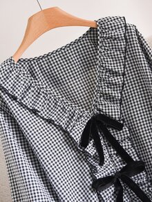 Shapeblank Kemeja Lengan Panjang Ukuran Besar Motif Kotak-kotak dengan Hiasan Ruffle dan Pita, Cocok untuk Musim Gugur, Kantor, Ulang Tahun, Warna Hitam dan Emas, Gaya Vintage 1950-an dan 80-an - Hitam dan Putih - View 6