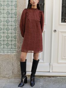 Nöista Rust Brown Paisley Mini Dress With Ruffle Neckline, Puff Sleeves And Fitted Cuffs. A Cute, Elegant Vintage Style For Fall And Going Out Party Everyday - Redwood - View 5
