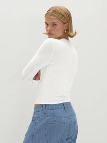 MUSEYN White Jersey Fitted Long Sleeve Crew Neck Basic T-Shirts Chic Versatile  Everyday Casual Fall New Season Capsule Wardrobe - White - View 5