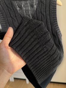 SHEIN (Tween女孩) 淺杏色V領刺繡針織背心毛衣，柔軟舒適，適合日常穿著、外出、旅行、度假、居家、托兒中心與玩耍 - 黑色 - 查看 6