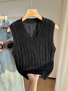 SHEIN (Tween女孩) 淺杏色V領刺繡針織背心毛衣，柔軟舒適，適合日常穿著、外出、旅行、度假、居家、托兒中心與玩耍 - 黑色 - 查看 9