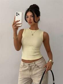 Aloruh Women's Elegant Sexy Round Neck Casual Backless Textured Cropped Solid Color Top,Summer Top Party Night Night Out Pale Yellow - Light Yellow - View 3
