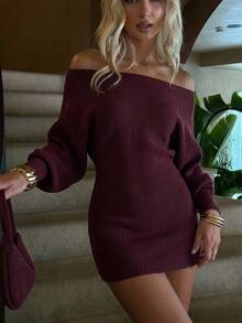Aloruh Gaun Mini Sweater Wanita Elegan dengan Leher Asimetris, Potongan Ramping, dan Bentuk Tubuh yang Membentuk Pinggang, Serbaguna untuk Beraktivitas di Luar Rumah - Burgundy - View 4