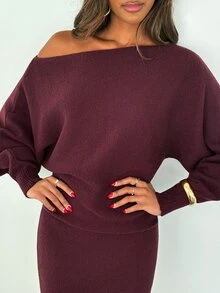 Aloruh Gaun Mini Sweater Wanita Elegan dengan Leher Asimetris, Potongan Ramping, dan Bentuk Tubuh yang Membentuk Pinggang, Serbaguna untuk Beraktivitas di Luar Rumah - Burgundy - View 8