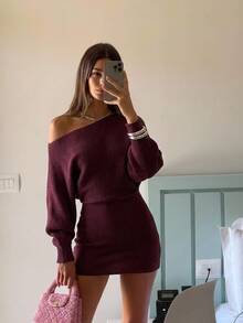 Aloruh Gaun Mini Sweater Wanita Elegan dengan Leher Asimetris, Potongan Ramping, dan Bentuk Tubuh yang Membentuk Pinggang, Serbaguna untuk Beraktivitas di Luar Rumah - Burgundy - View 3