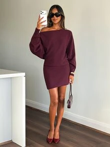 Aloruh Gaun Mini Sweater Wanita Elegan dengan Leher Asimetris, Potongan Ramping, dan Bentuk Tubuh yang Membentuk Pinggang, Serbaguna untuk Beraktivitas di Luar Rumah - Burgundy - View 7