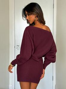 Aloruh Gaun Mini Sweater Wanita Elegan dengan Leher Asimetris, Potongan Ramping, dan Bentuk Tubuh yang Membentuk Pinggang, Serbaguna untuk Beraktivitas di Luar Rumah - Burgundy - View 5