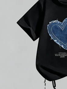 SHEIN 少女休閒時尚愛心圖案短袖圓領T恤搭配拼接工裝裙套裝，舒適時尚穿搭，休閒穿著，春夏套裝，新風格，輕鬆舒適，春季氛圍，休閒夏季度假 - 彩色 - 查看 4