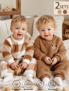 SHEIN Vintaside Kids 4件/2套男嬰幼兒新生兒0-3歲秋冬休閒可愛熊圖案刺繡毛絨格紋圓領長袖衛衣褲套裝，適合日常穿著與外出，適用春/秋/冬 - 棕色 - 查看 5