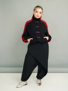Ximena Robles Ximena Robles جاكيت خفيف الوزن للنساء بتصميم مخطط ومرقع مع أزرار وياقة واقفة، أسود خريفي - الأسود - مشاهدة 1
