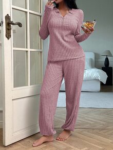 SHEIN Conjunto de pijama informal de mujer con cuello en V acanalado, abotonado y de manga larga - Rosa - Ver 5