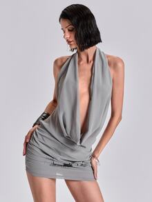 ROMWE Gaun Mini Bodycon Tanpa Lengan dengan Dekorasi Metalik dan Leher V Dalam untuk Liburan Musim Panas Gaya Y2K - Grey - View 9