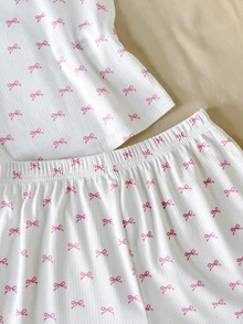 SHEIN 4件組隨機發貨 2件發送 青少年女孩簡約花卉圖案緞帶蝴蝶結飾邊吊帶背心短褲舒適休閒粉色蝴蝶結修身睡衣套裝 2件組 - 粉色 - 查看 4