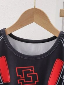 SHEIN 男童 2 件組遊戲控制器印花修身居家服套裝，圓領長袖耳機與控制器印花上衣 + 同款滿版印花修身長褲，柔軟親膚面料，可兼作睡衣與秋冬內搭，休閒百搭居家服套裝 - 黑色 - 查看 5