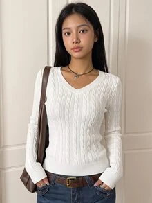 SHEIN 青少年女孩秋冬針織麻花提花V領長袖套頭毛衣，學院風休閒風格，Y2K青春時尚穿搭，適合夏季度假、旅行、開學季、日常穿著，米色開學季套頭毛衣 - 白色 - 查看 5