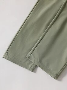 SHEIN 男孩白色印花方領短袖襯衫搭配橄欖綠長褲，休閒家庭套裝，老錢風旅行度假婚禮穿搭 - 綠色 - 查看 7