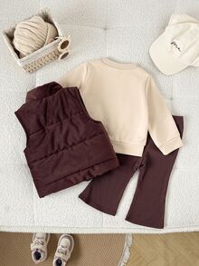 SHEIN Playful Pals 3件組女嬰秋季燈芯絨加厚背心、Mama's Girl印花衛衣、鬆緊長褲，巧克力棕與米色，可愛端莊圖案家庭套裝 - 彩色 - 查看 2