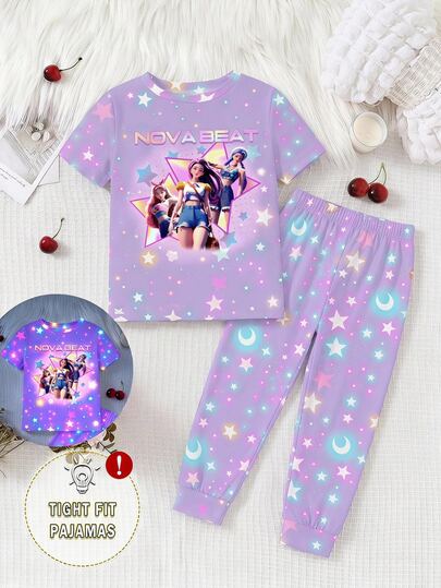 SHEIN 2 Conjuntos Aleatorios de Ropa de Estar en Casa para Niña Joven con Estampado de Chica K-POP de Dibujos Animados Lindos, Top de Manga Ajustada y Pantalones de Estilo Casual Minimalista