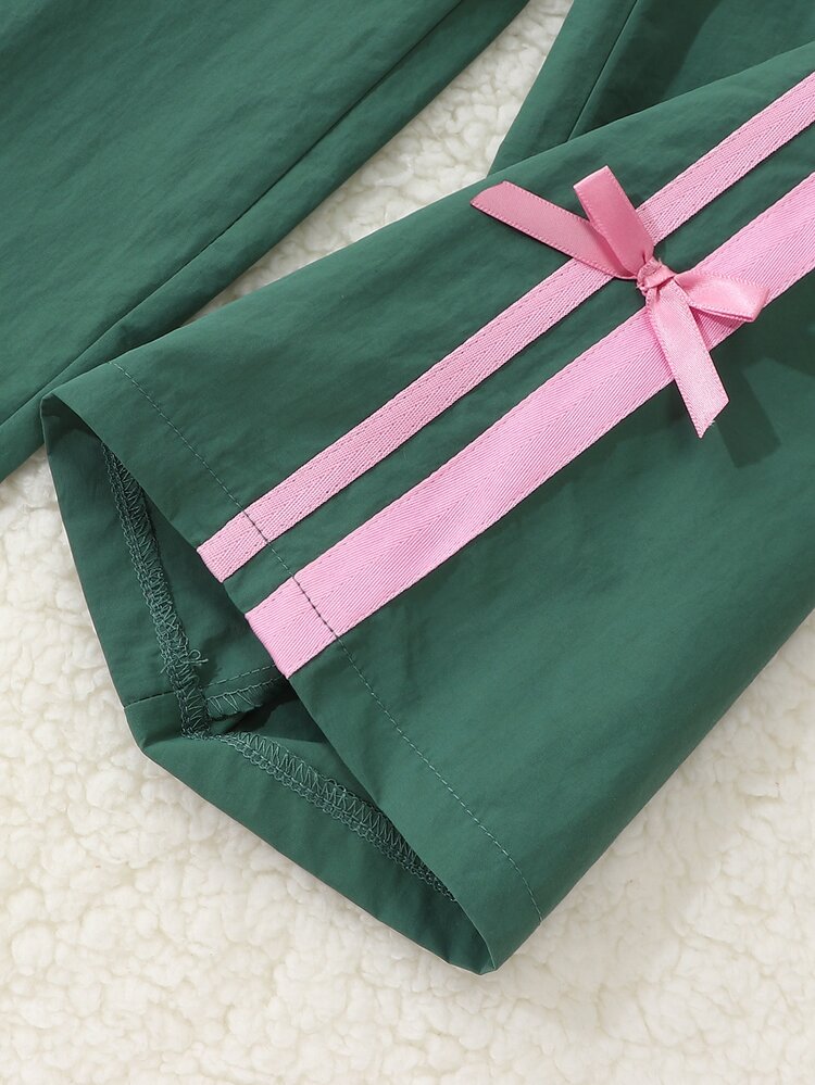 SHEIN Young Girl) Long Pants Spring/Autumn Spring/Summer Vintage Dark Green Body With Double Light Pink Vertical Stripes Running Through, Pink And Green Color Block Sweet And Fresh Casual Fashion, Same Pink Bows Distributed On Both Sides Of Stripes, Symmetrical Three-Dimensional Bows On Each Side, Adding Cute Sweet Girl Details With Exquisite And Distinctive Design - Green - View 8