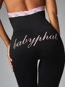 BABYPHAT Jumpsuit Capri Model Halter Neck dengan Hiasan Renda Pink dan Detail Logo Tulisan, Cocok untuk Acara Malam Musim Panas. - Hitam - View 4
