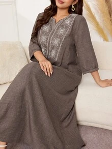 Lacomfia Plus Size Women's Loose Casual A-Line Notch Neck Mid-Sleeve Two-Tone Fabric Contrast Color Embroidered Elegant Autumn Long Dress - Brown - View 4