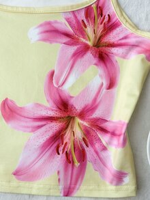 SHEIN 青少年女孩春/夏新款休閒度假黃色背景定位花卉印花細肩帶背心上衣 隨機3款發1件 - 黃色 - 查看 3