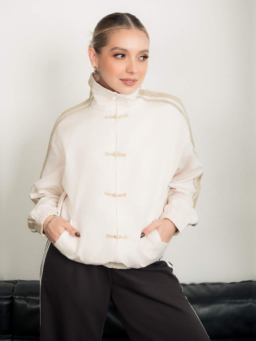 Ximena Robles Ximena Robles 米色梭织女式轻薄外套 - 米色 - 查看 1