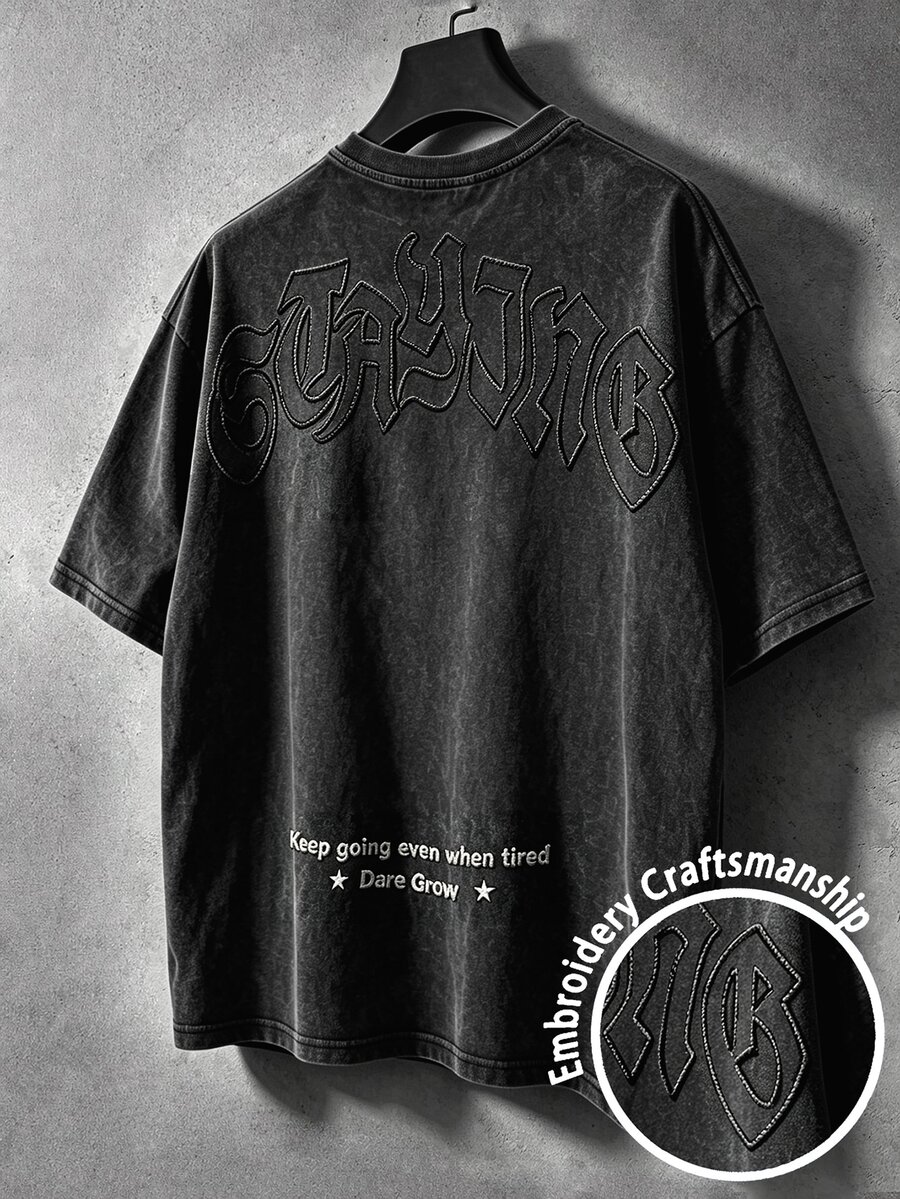 Manfinity EMRG Men's Summer Casual Snowflake Print Short Sleeve T-Shirt - Black - View 1