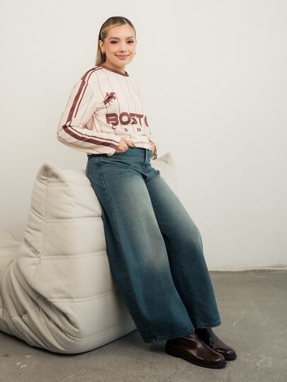 Ximena Robles Ximena Robles Women's Casual Beige Autumn Sweatshirt,Back-To-School Round Neck Long Sleeve Horse Print Top,Striped Sleeves Retro Academic School Streetwear Vibe