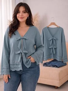 CosyJoli Blusa de talla grande casual con cordones, volantes, patchwork, tela texturizada, cuello en V y manga larga para otoño - Azul - Ver 2